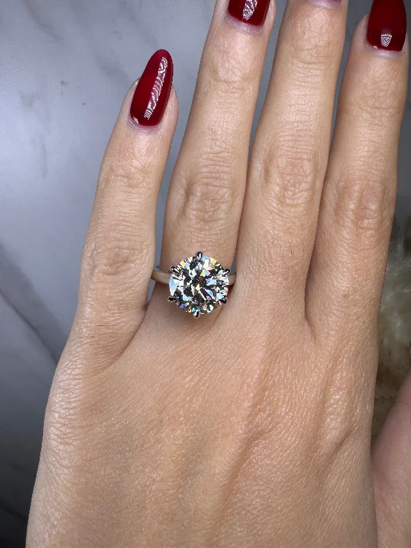 "Zues" Round Cut 10 Carat Solitaire Diamond Engagement Ring