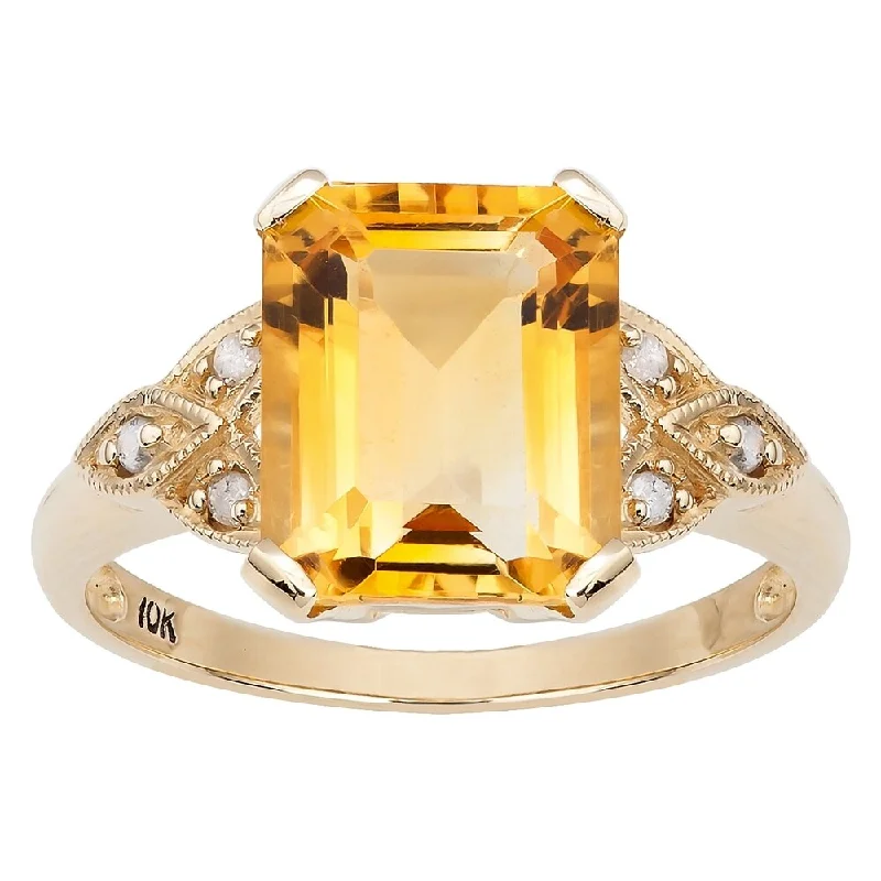 Amethyst Gemstone Rings in a Vintage - Style SettingViducci 10k Yellow Gold Vintage Style Citrine and Diamond Accent Ring