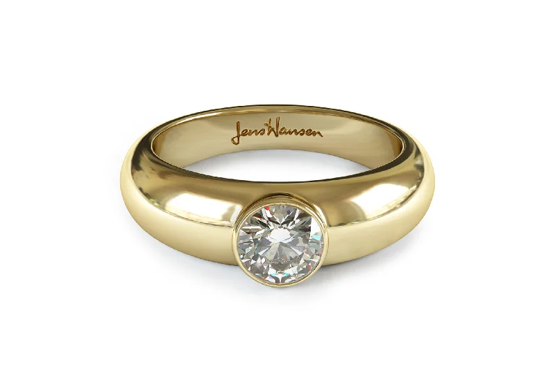 Solitaire Diamond Rings in Platinum SettingsJW73 Diamond Ring, Yellow Gold