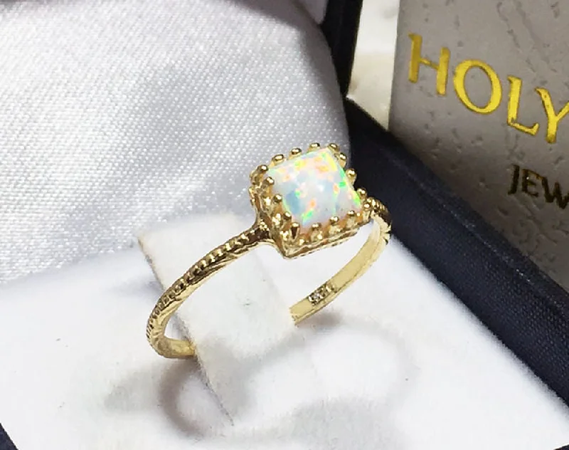 Emerald Gemstone Rings with Filigree - Bordered SettingsWhite Opal Ring - White Opal Gemstone Square Crown Simple Hammered Ring