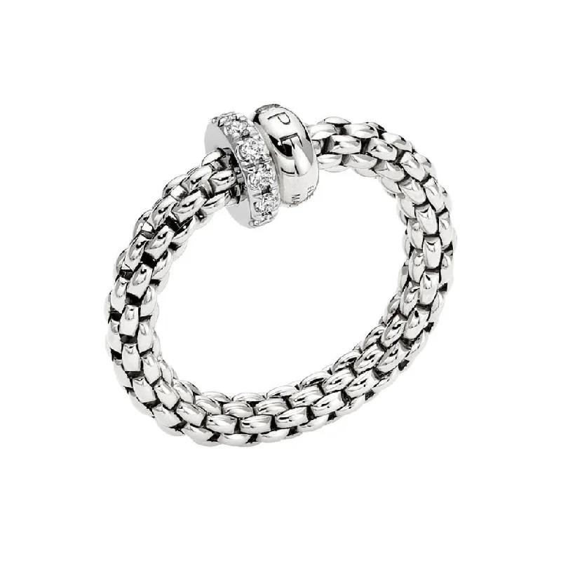 Halo - Style Diamond Rings with Smaller Accent DiamondsFOPE 18ct White Gold Solo Flex-It 0.17ct Diamond Ring 62408AX_PB_B_BBX