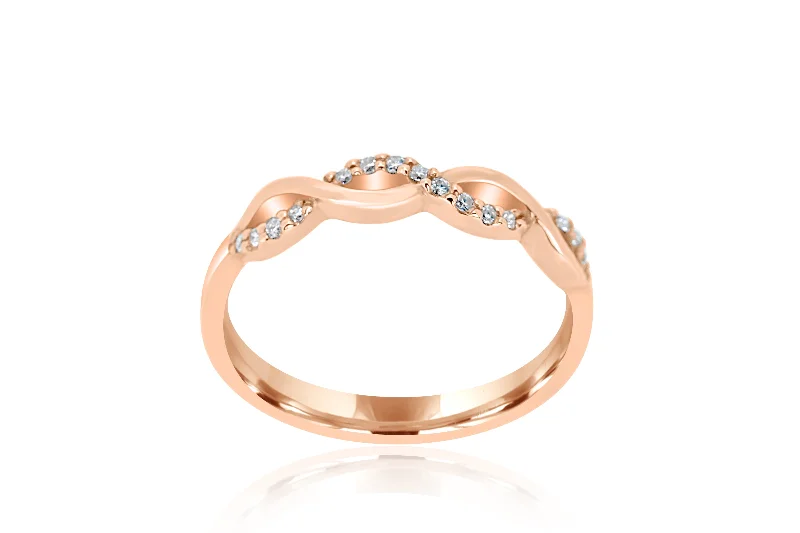 Custom - Designed Diamond Rings to Reflect Your Personality9k Rose Gold Diamond Ring