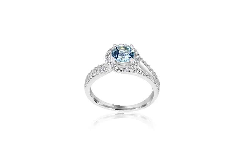 Custom - Designed Diamond Rings to Reflect Your Personality18k White Gold Aquamarine & Diamond Ring