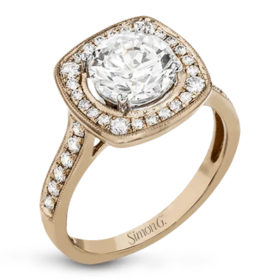 Three - Stone Diamond Rings with Princess - Cut DiamondsEngagement Ring in 18k Gold with Diamonds