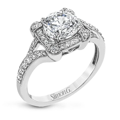 Solitaire Diamond Rings in Platinum SettingsEngagement Ring in 18k Gold with Diamonds