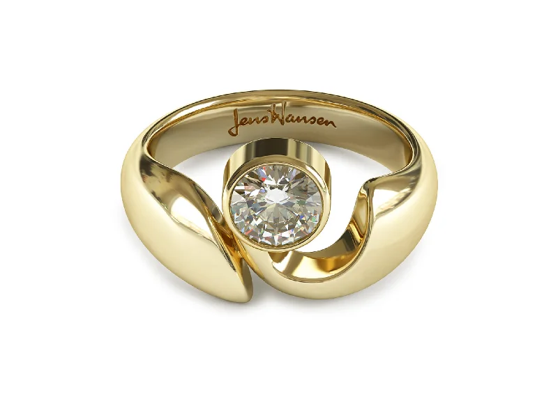 Solitaire Diamond Rings in Platinum SettingsJW159/JW66 Diamond Ring, Yellow Gold