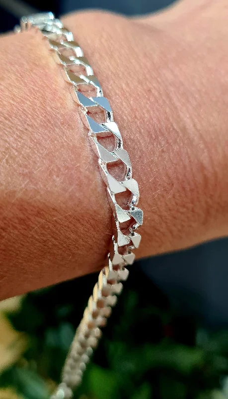 Bangle Bracelets with Birthstone Accents21cm Square Curb Chain Bracelet - Sterling Silver